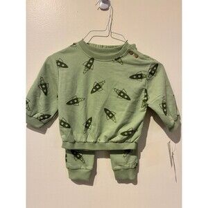 NWT Cat & Jack Green Rocket Sweatshirt & Pants Outfit - 18M